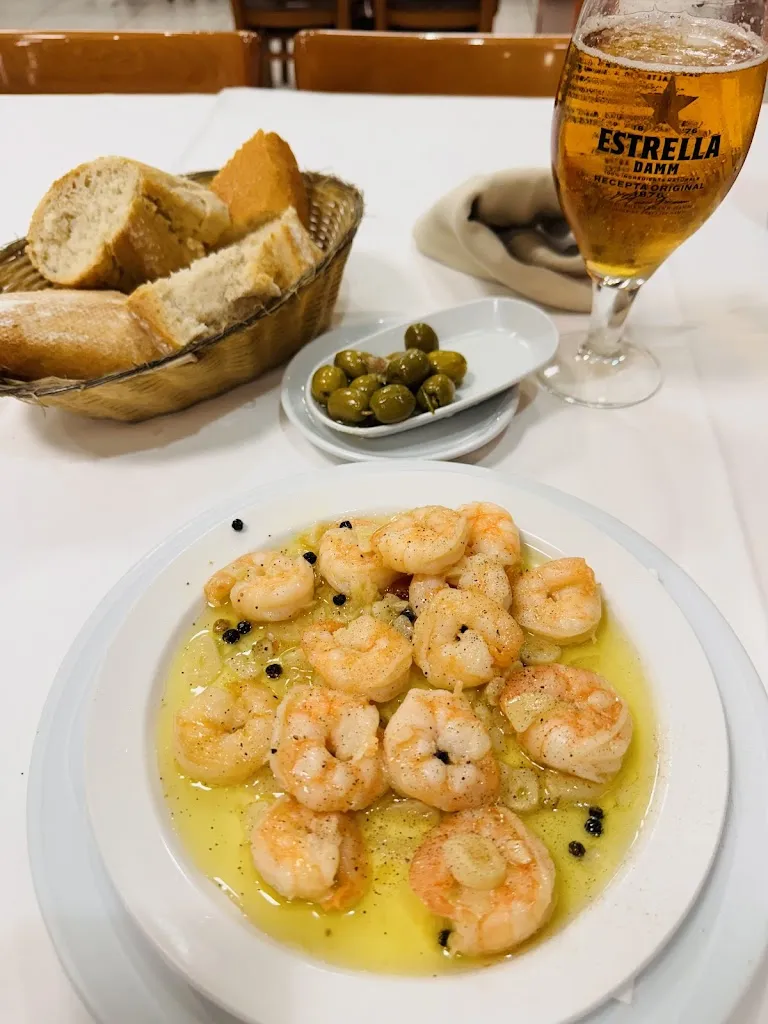 Stefan Lucian Mitroi_Can Sumarru_Cornellà de Llobregat_review