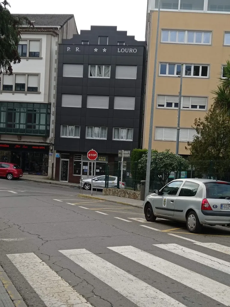 Hostal Louro restaurant in Ordes