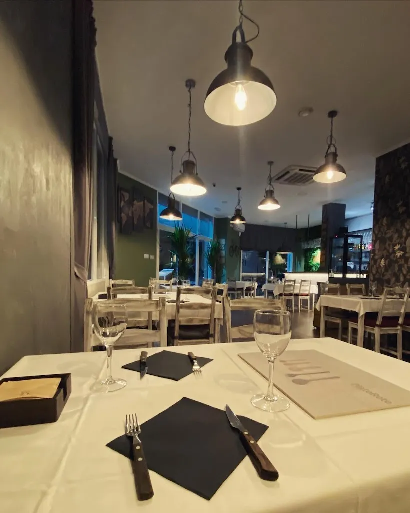 PlatoRoto Cuina Urbana restaurant in Cornellà de Llobregat