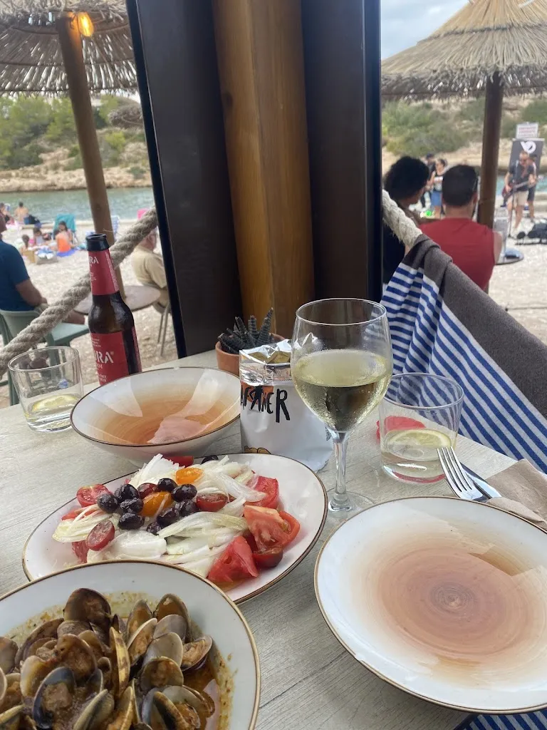 Caroline Hawkins_La Subhasta de l'Estany_Estany L_recensione