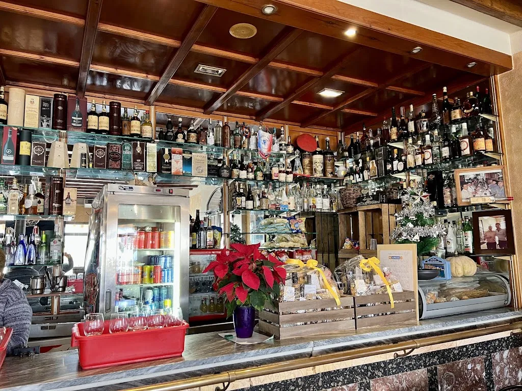 Carolina Dagevos-Millin_Cal Pau Xich_Font-rubí_review