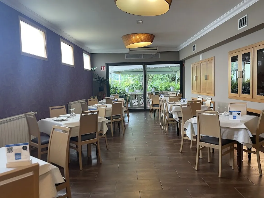 Casa Peto Outes_Outes_slider_image_1