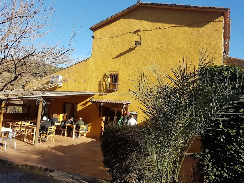 Enya Keshet_Cal Rei_Fogars de Montclús_review