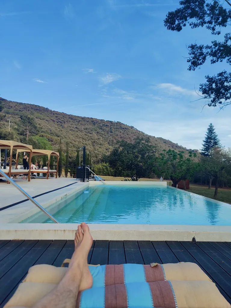 James WELLINGTON_Hostal Restaurant Sant Roc Montseny_Fogars de Montclús_review