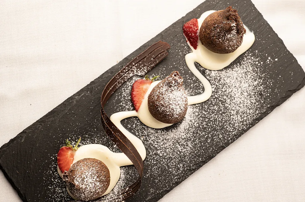 Restaurant Can Marc_Fogars de Montclús_slider_image_3