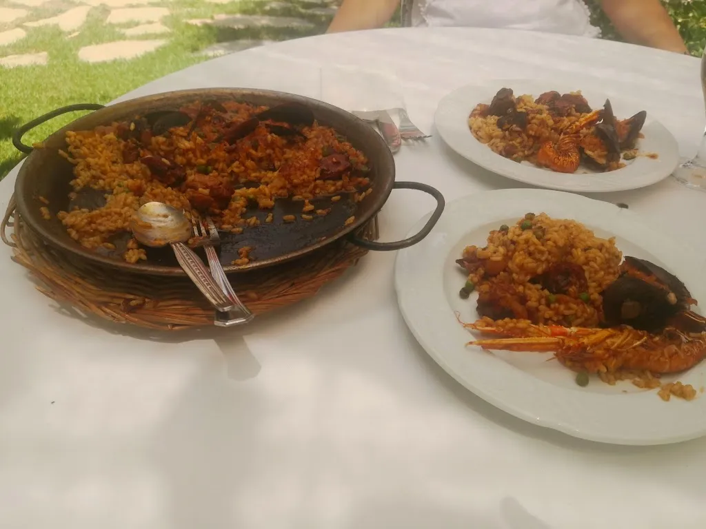 Menu_Restaurant Can Bonamic_Fogars de Montclús_image_9