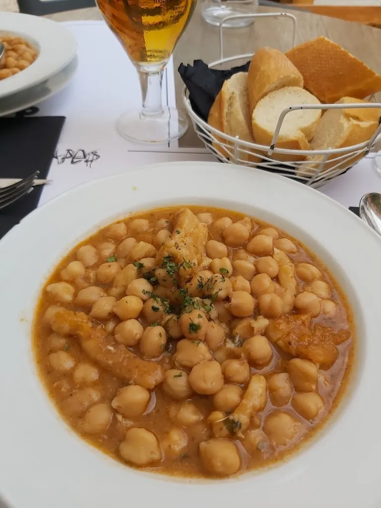 EL MOS_Fogars de Montclús_slider_image_3