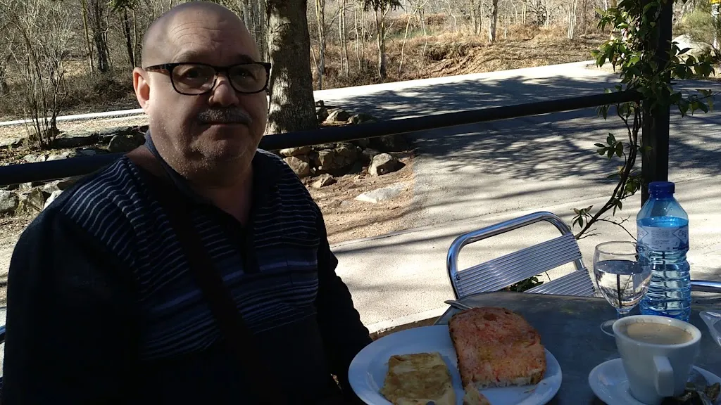 Restaurant Hostal Santa Fe Montseny_Fogars de Montclús_slider_image_2