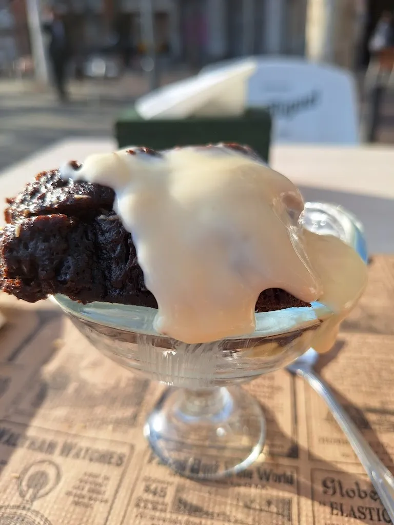 Panxa content MVB_Can Carmen café restaurant_Esplugues de Llobregat_review