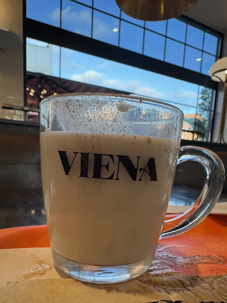 Viena_Esplugues de Llobregat_slider_image_2