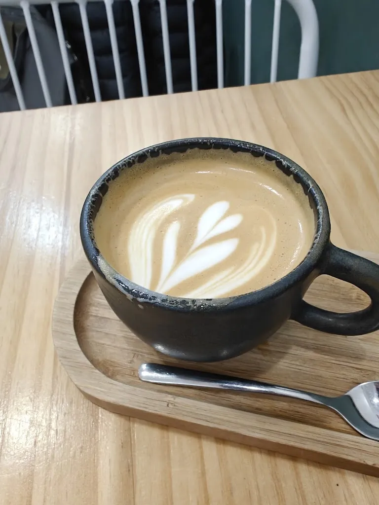 A S_Híbrid Cafè Restaurant_Esplugues de Llobregat_review