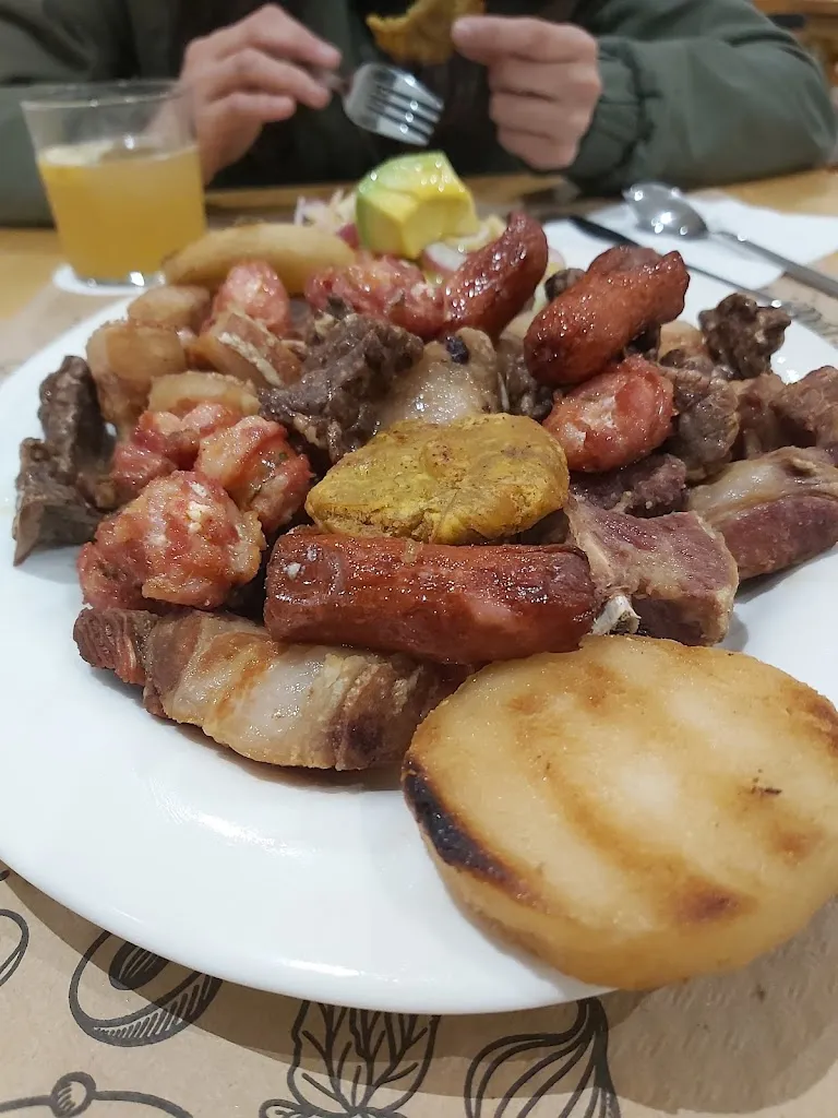 Menu_El Carriel | Bandeja Paisa_Esplugues de Llobregat_image_8