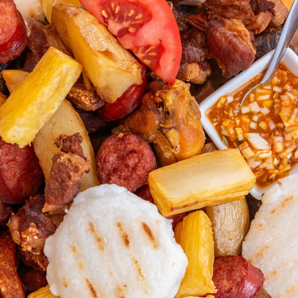 El Carriel | Bandeja Paisa_Esplugues de Llobregat_slider_image_3