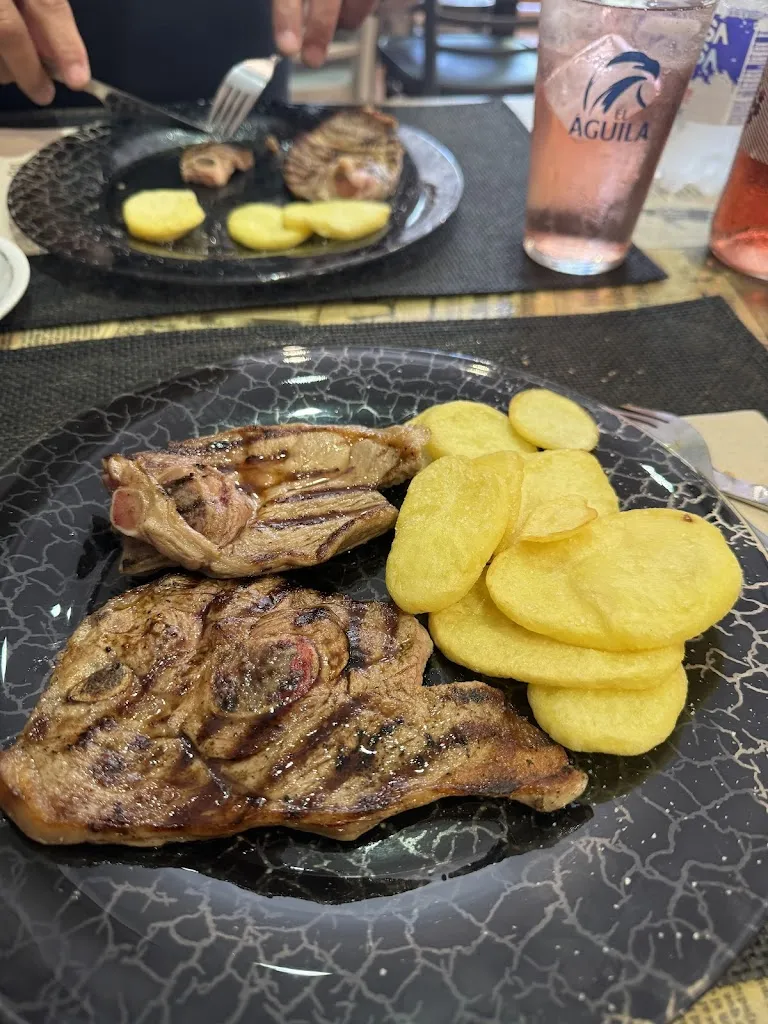 Bruno Lopez Prat_O'pazo_Esplugues de Llobregat_review