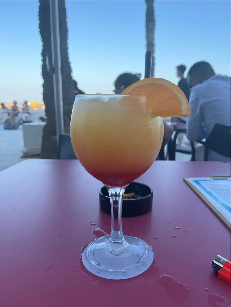 Menu_Ohana's bar restaurant_Cubelles_immagine_9