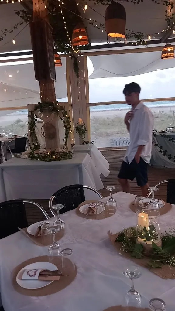 Chiringuito Che Charlie_Cubelles_slider_image_2