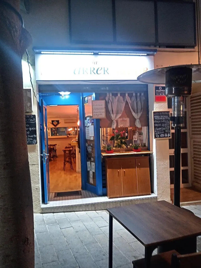 Vermuteria Carrer Major restaurant in Cubelles