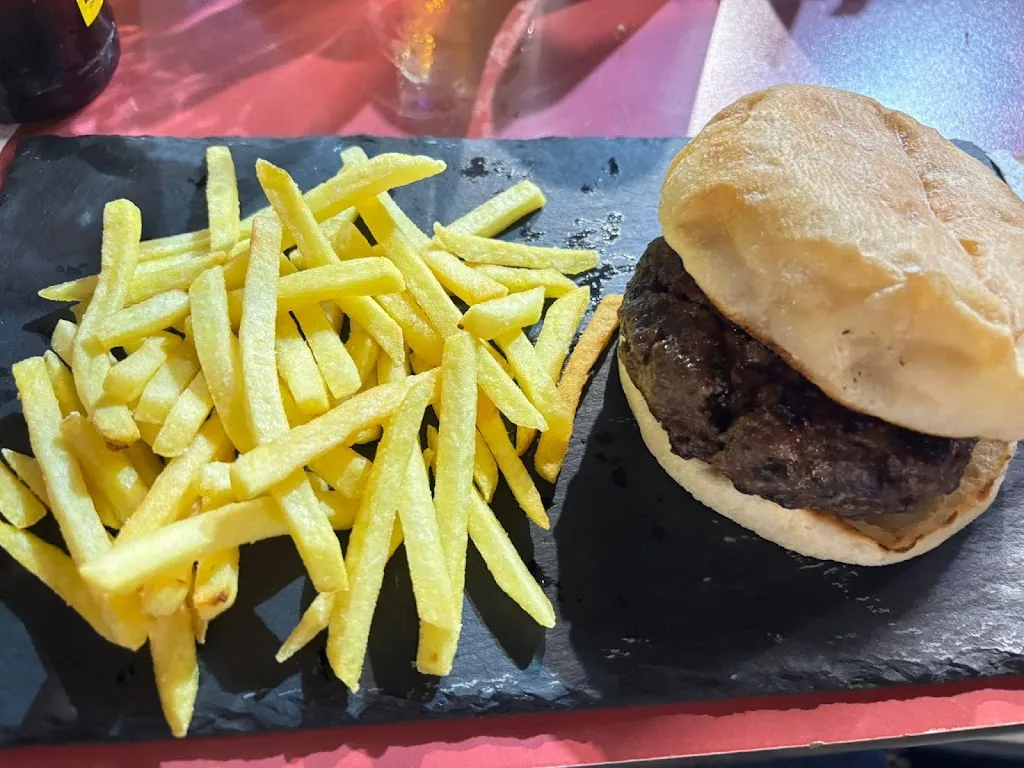 Can Manel_Cubelles_slider_image_2