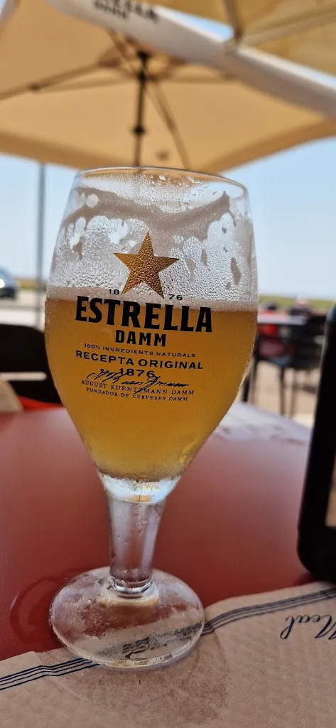 L H m_LA MENTIROSA BEACH CUBELLES_Cubelles_recensione