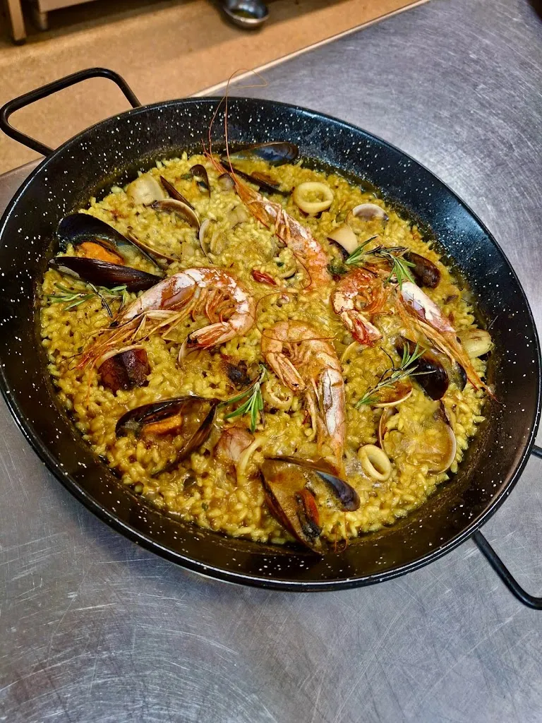 La Macarena Bar Restaurante_Cubelles_slider_image_2