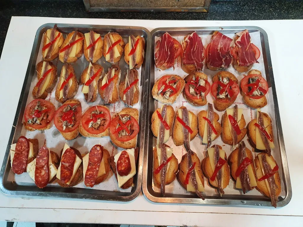 Taberna de Suarez_Outes_slider_image_1