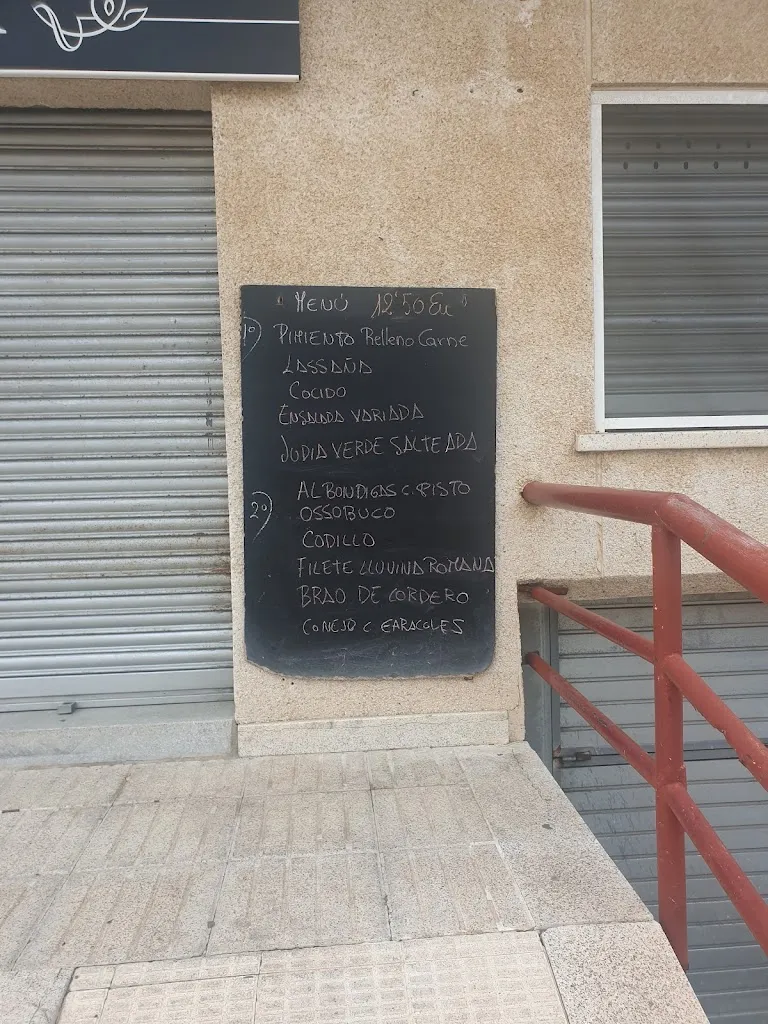 Brian Adamson_Cristamar_Cubelles_review