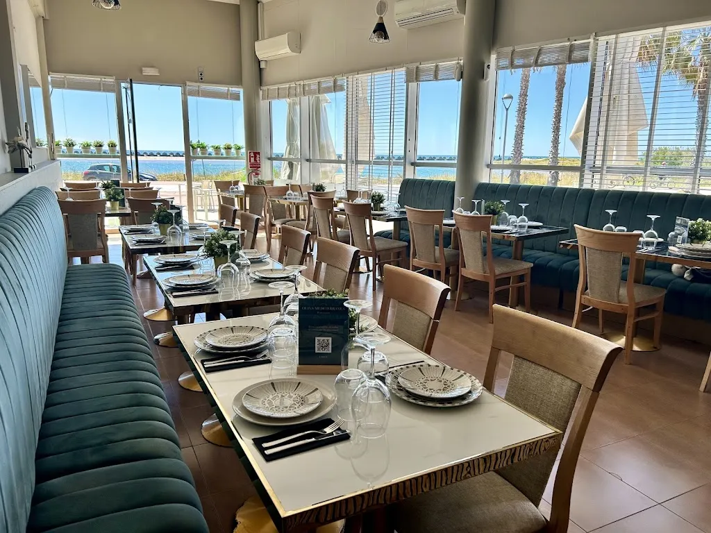 Oliva Mediterránea restaurant in Cubelles