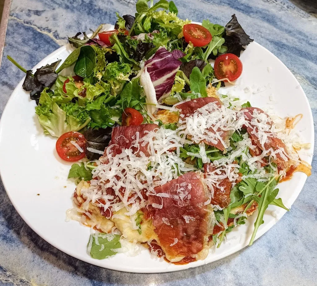 Menu_La 10 - Club Internacional Milanesa_Cubelles_image_3