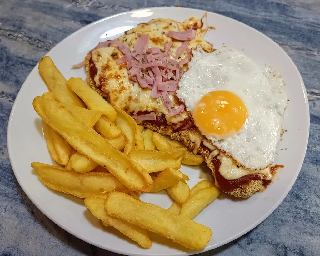 Menu_La 10 - Club Internacional Milanesa_Cubelles_image_5