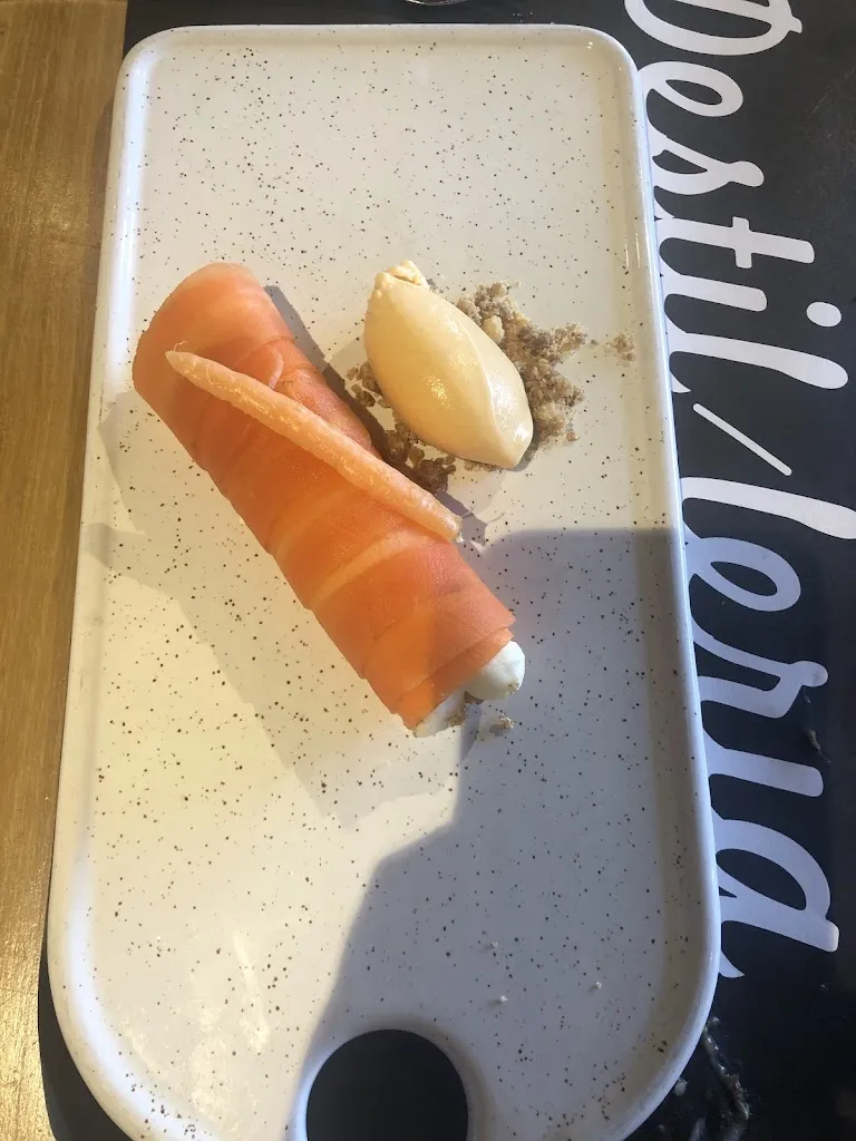 Nacho Castella Casas_La Destil·leria_Gironella_review