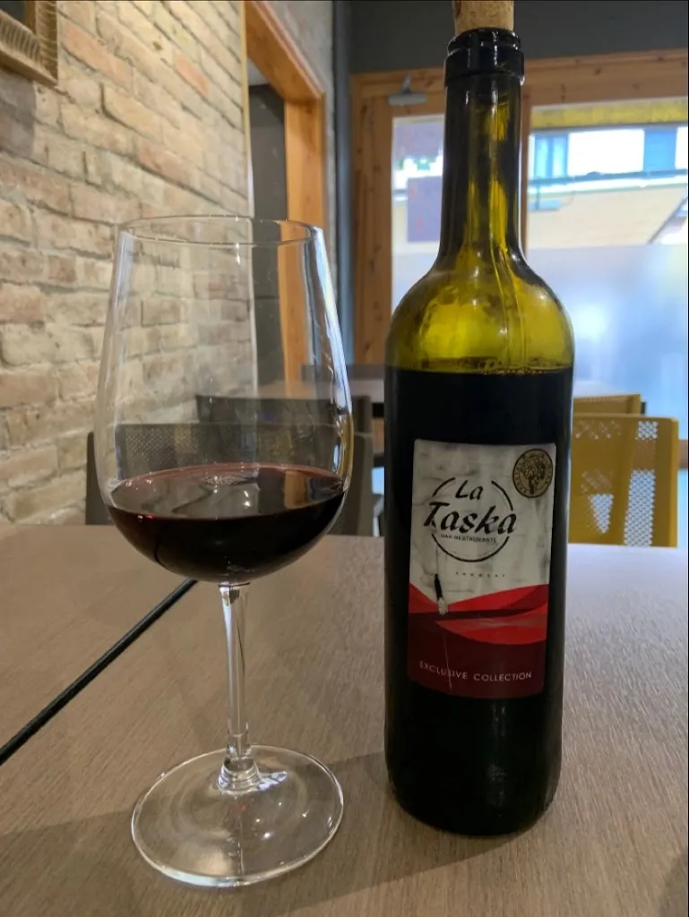 Donovan Leong_Restaurant La Taska_Gironella_recensione