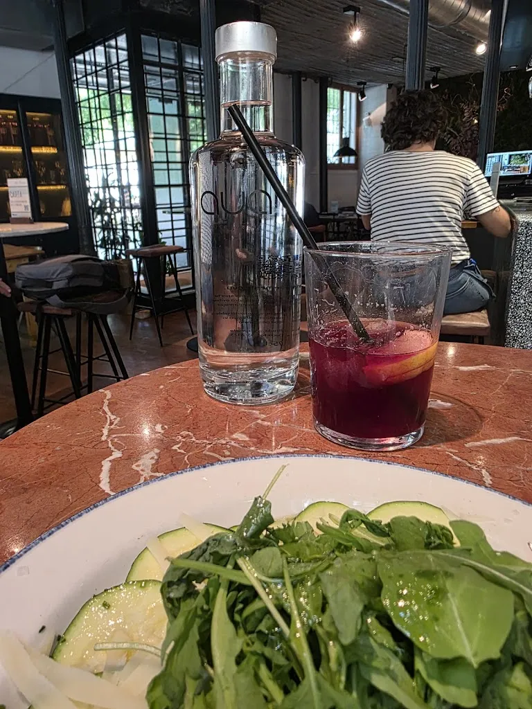 Helen Pauley_La Musa Latina_Hospitalet de Llobregat L_review