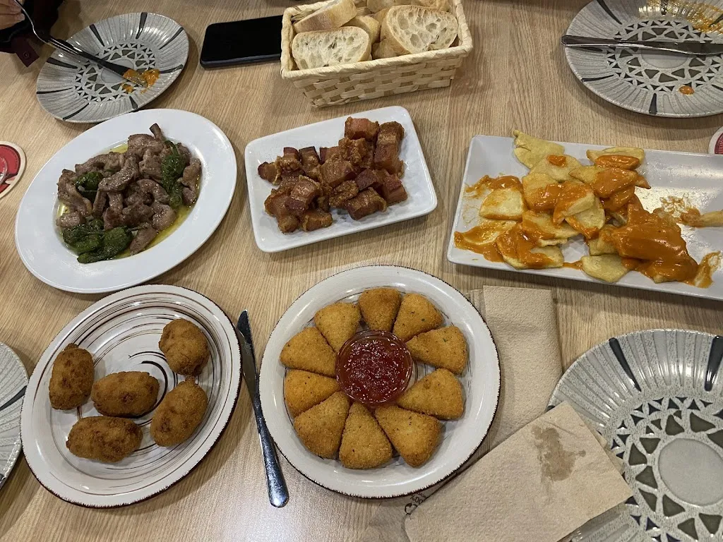 Andrea Garrido_MES K TAPES_Franqueses del Vallès Les_review