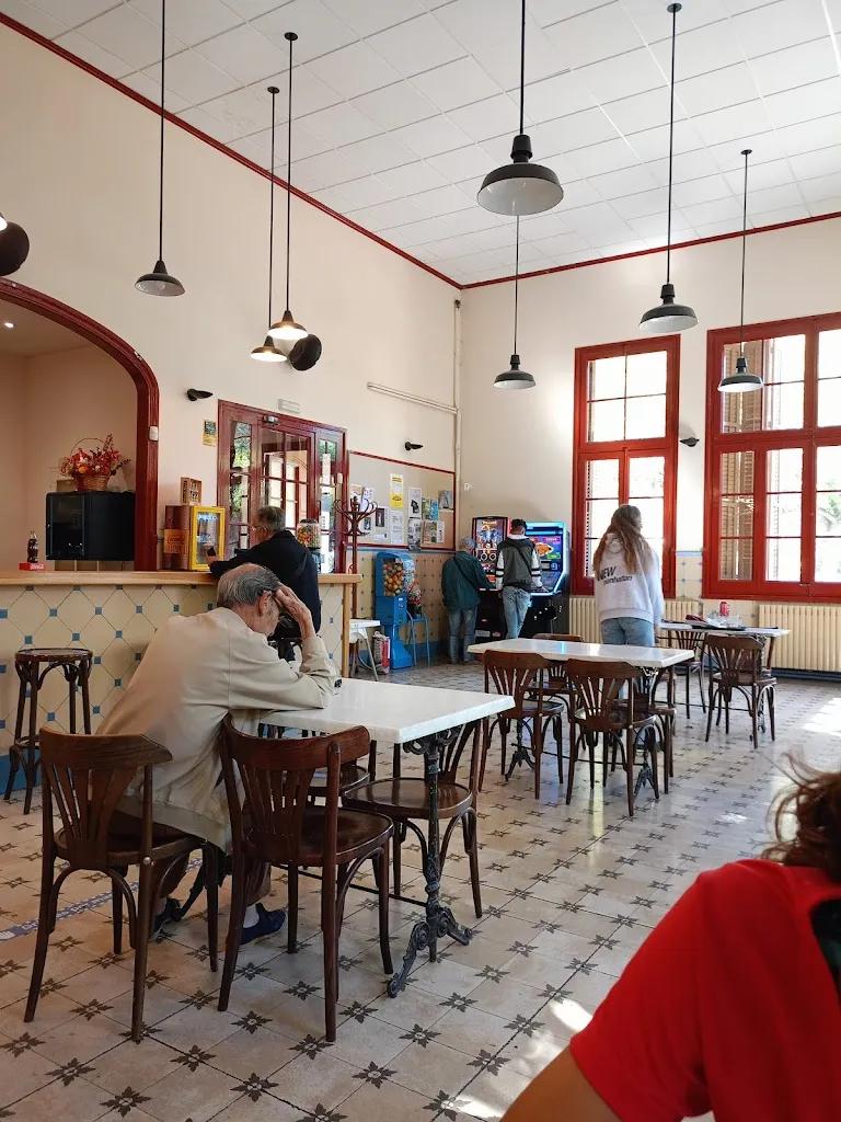 Vicente Roig_Casal Català dels Hostalets de Pierola_Hostalets de Pierola Els_review