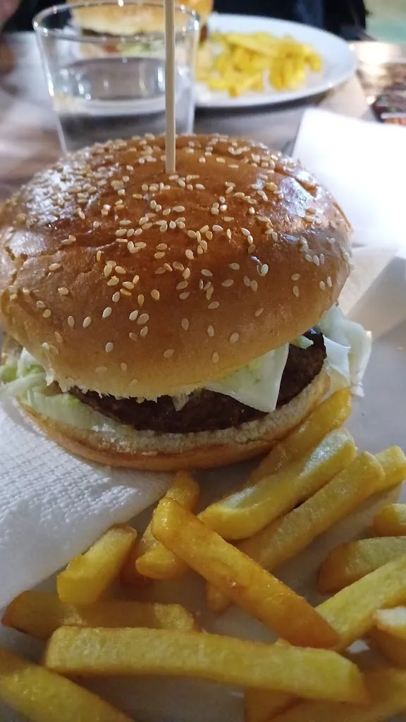 kiki christou_MC KEBAB_Hostalets de Pierola Els_review