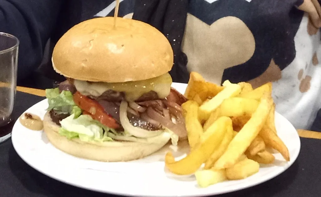 Nací en el 83 Vanessa_Restaurant Ca la Goretti_Hostalets de Pierola Els_review