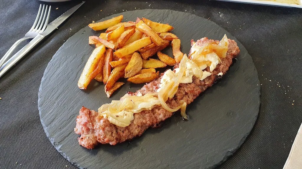 Ricard Ruiz de Morales Casademont_Barkam97_Gurb_review