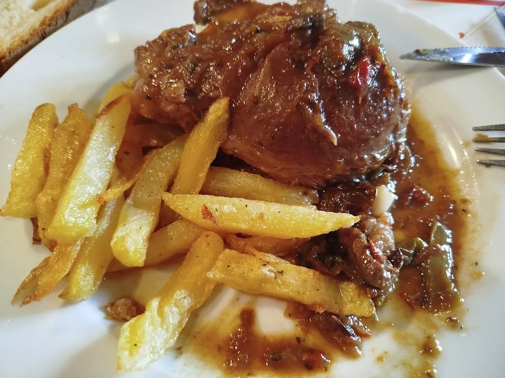 Judit Palau_Hostal Nou_Gurb_recensione