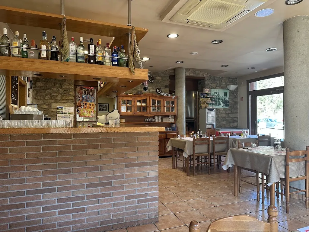 Hostal Nou restaurant in Gurb