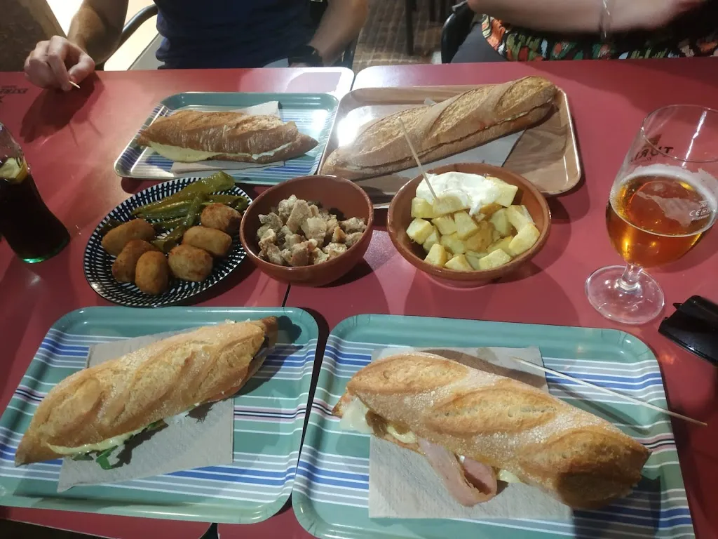 Tania Diaz-Benito Soler_Ca la Cisca_Lliçà de Vall_review