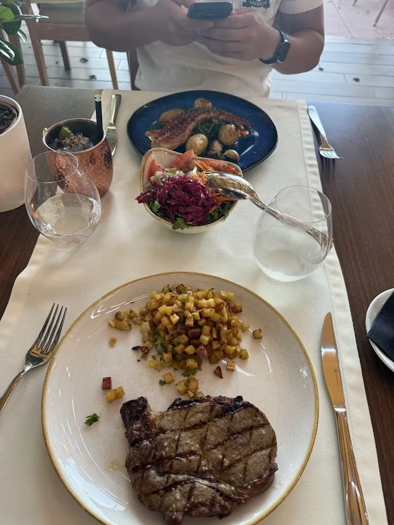 Ana B Gomes Fernandez_Mato à Vista_Paderne_review