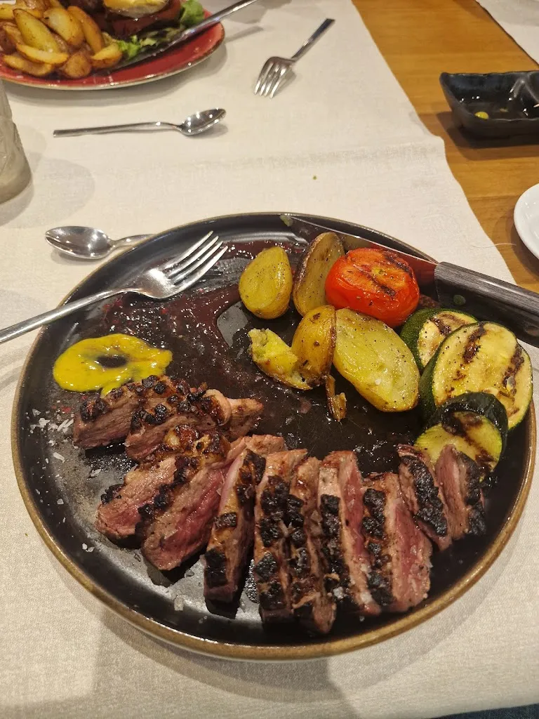 Ben Wood_El Racó de La Bodega_Malgrat de Mar_review