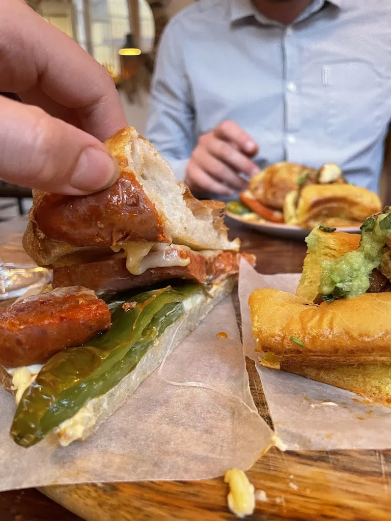 Amy Sweet_Morro Chico Tasca_Malgrat de Mar_review