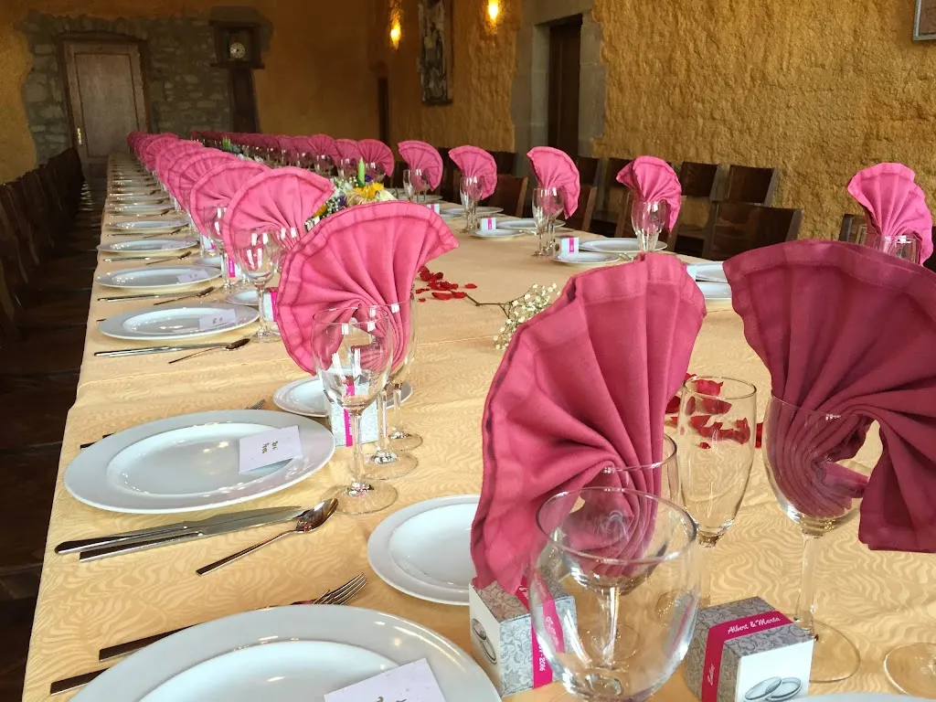 Masia Can Font restaurant in Marganell