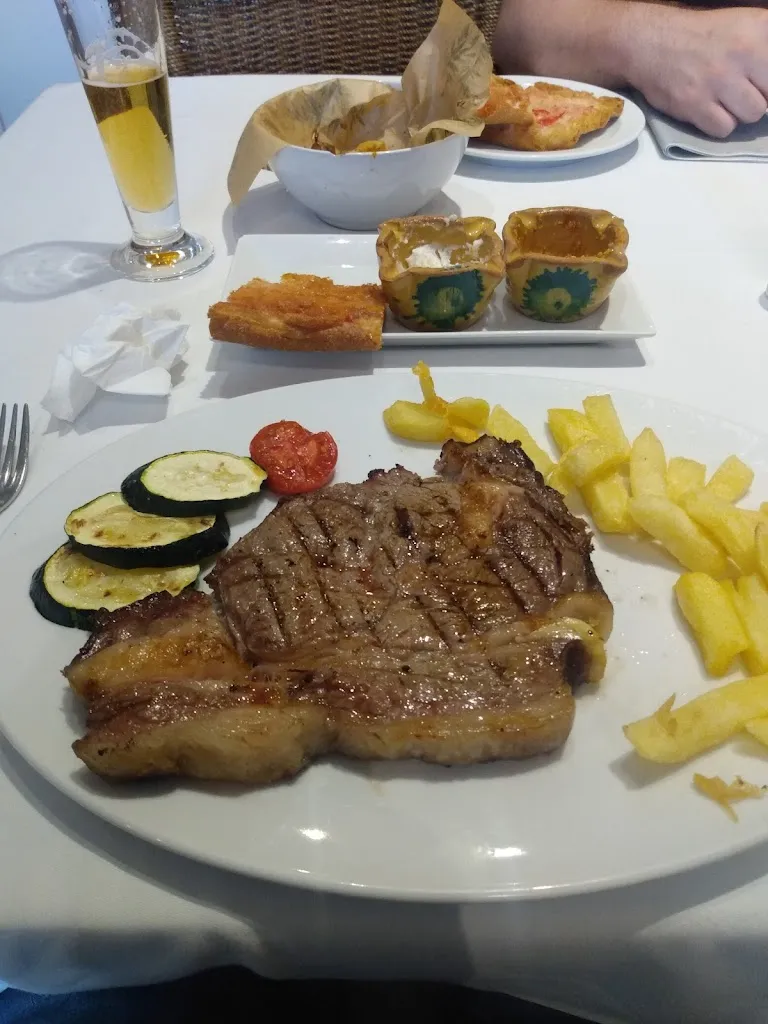 Mark Jones_Restaurant La Garrafa_Garriga La_review