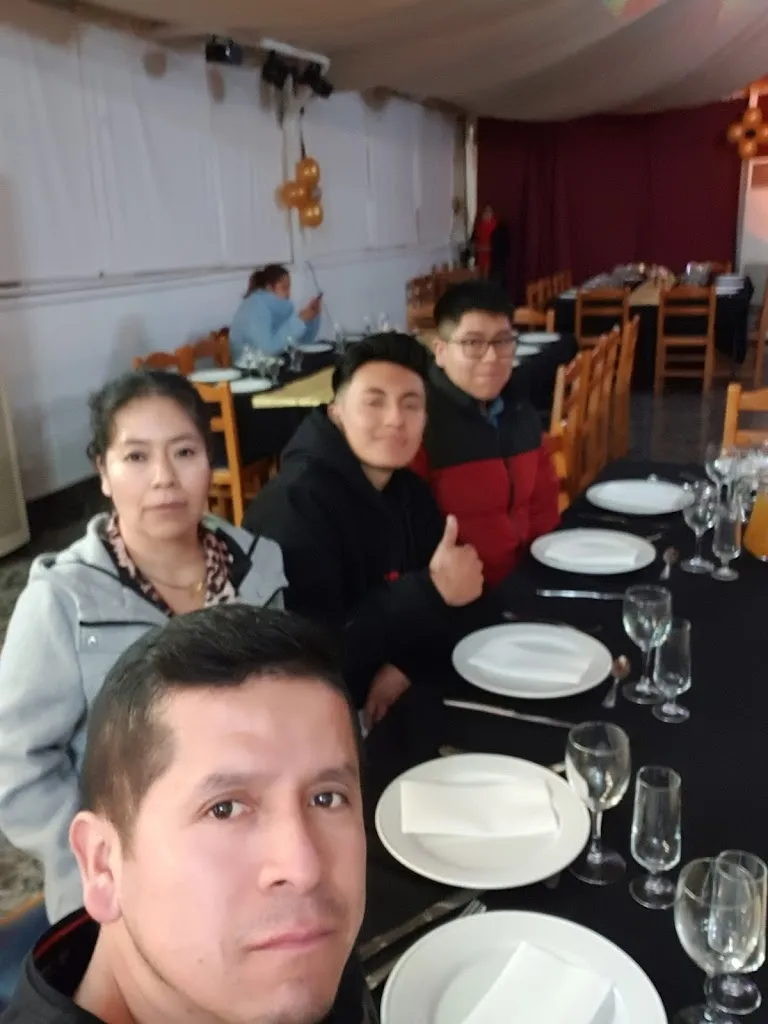 iker Villacres minga_Restaurant El Triangle_Garriga La_review