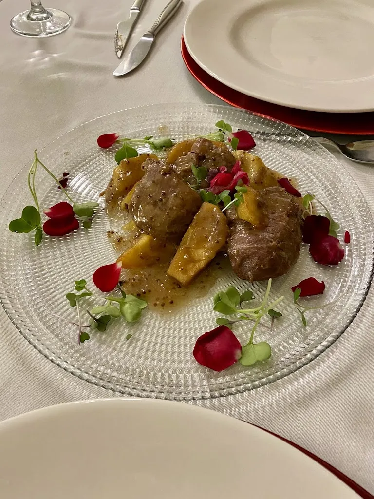 Elena Ruben_Restaurante Edelweiss _Garriga La_review