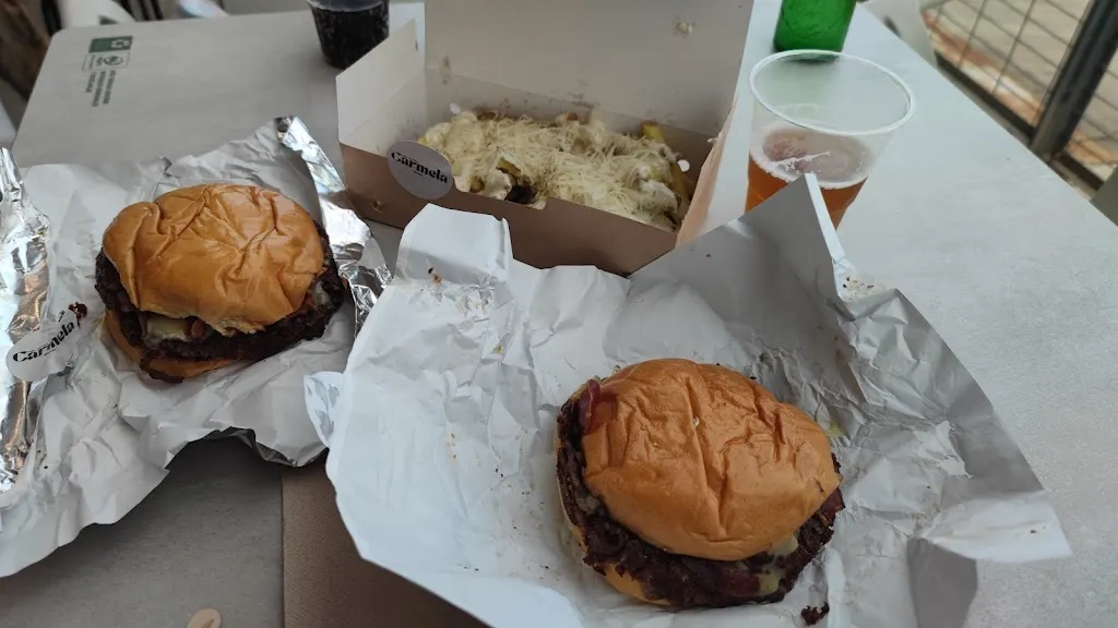 Jose Francisco Moreno Lopez_Carmela Smash_Garriga La_review