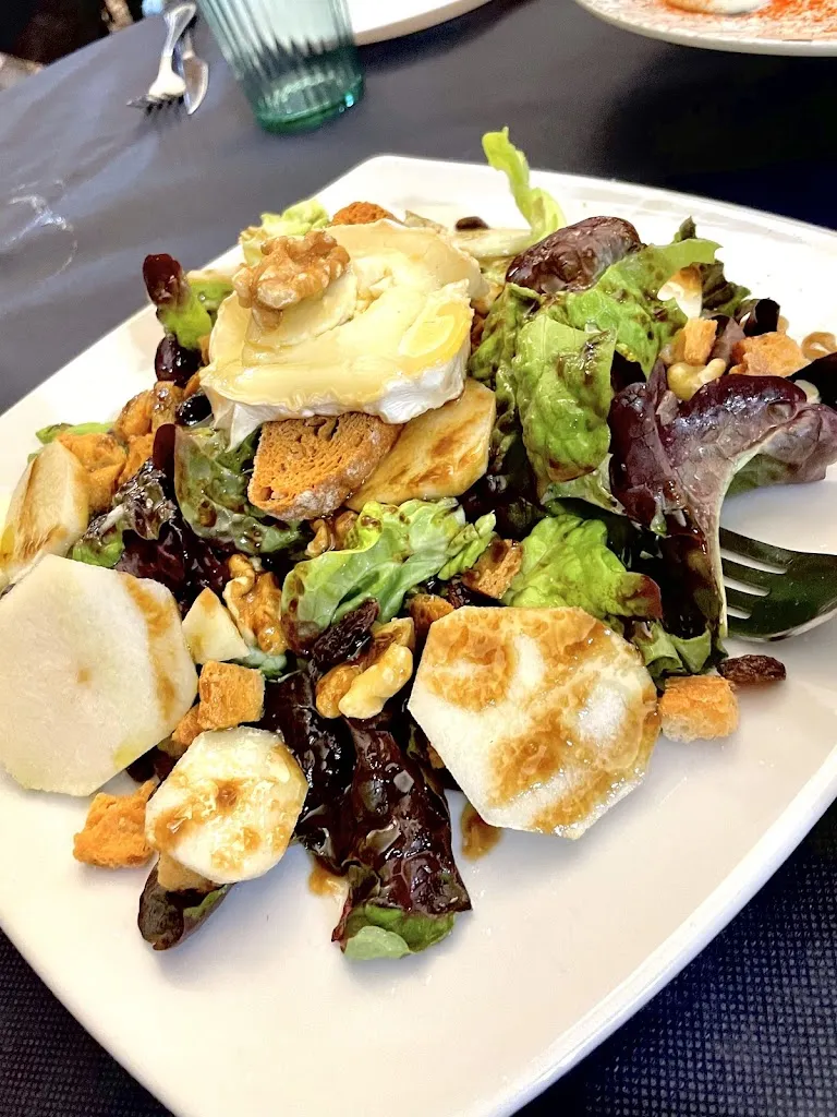 Martin Svensson_El Casino de la Garriga_Garriga La_review