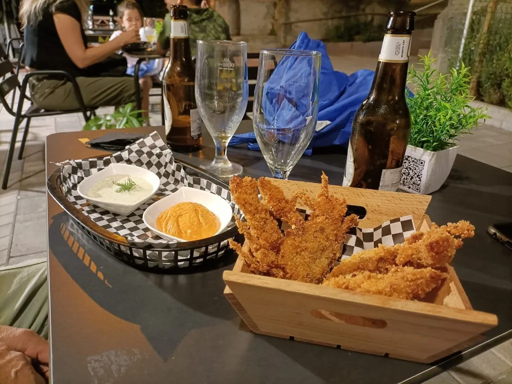 Natalia Nialet_ON StreetFood_Garriga La_review